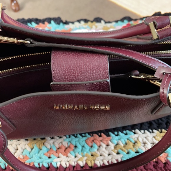 MK Burgundy Purse - Picture 2 of 6